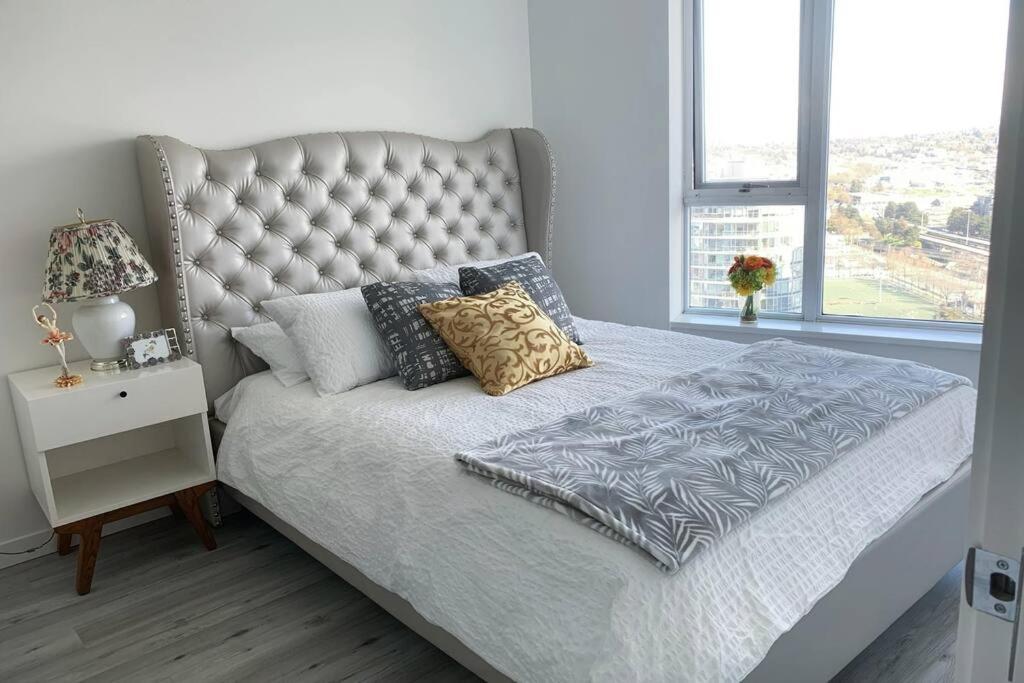Apartmán Downtown 3Br/2Ba+Views+Skytrain+Free Parking Vancouver Exteriér fotografie