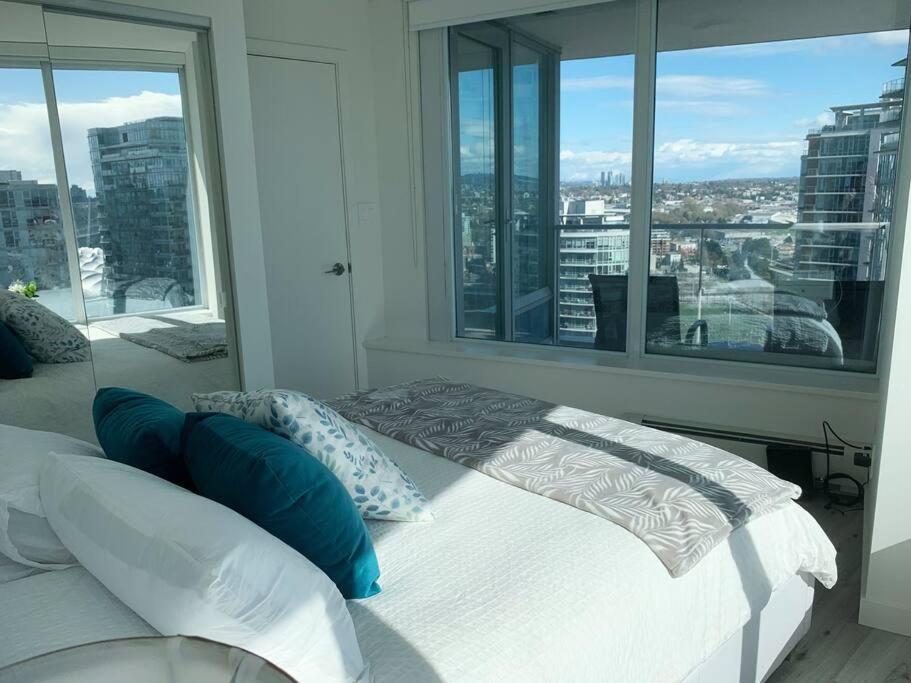 Apartmán Downtown 3Br/2Ba+Views+Skytrain+Free Parking Vancouver Exteriér fotografie